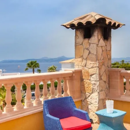 Villa Azul: Seaside Retreat With Private Pool *