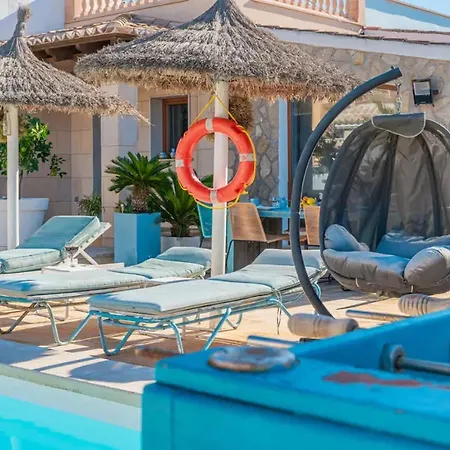 Villa Azul: Seaside Retreat With Private Pool *