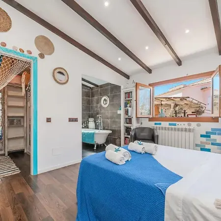Azul: Seaside Retreat With Private Pool Villa Llucmajor (Mallorca)