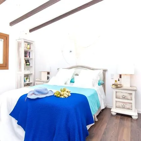 Azul: Seaside Retreat With Private Pool Villa Llucmajor (Mallorca)