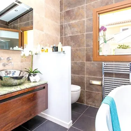 Azul: Seaside Retreat With Private Pool Llucmajor (Mallorca)