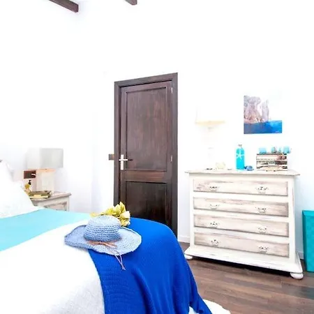 Azul: Seaside Retreat With Private Pool *